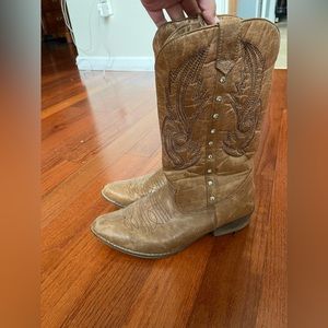 Rhinestone cowgirl boots